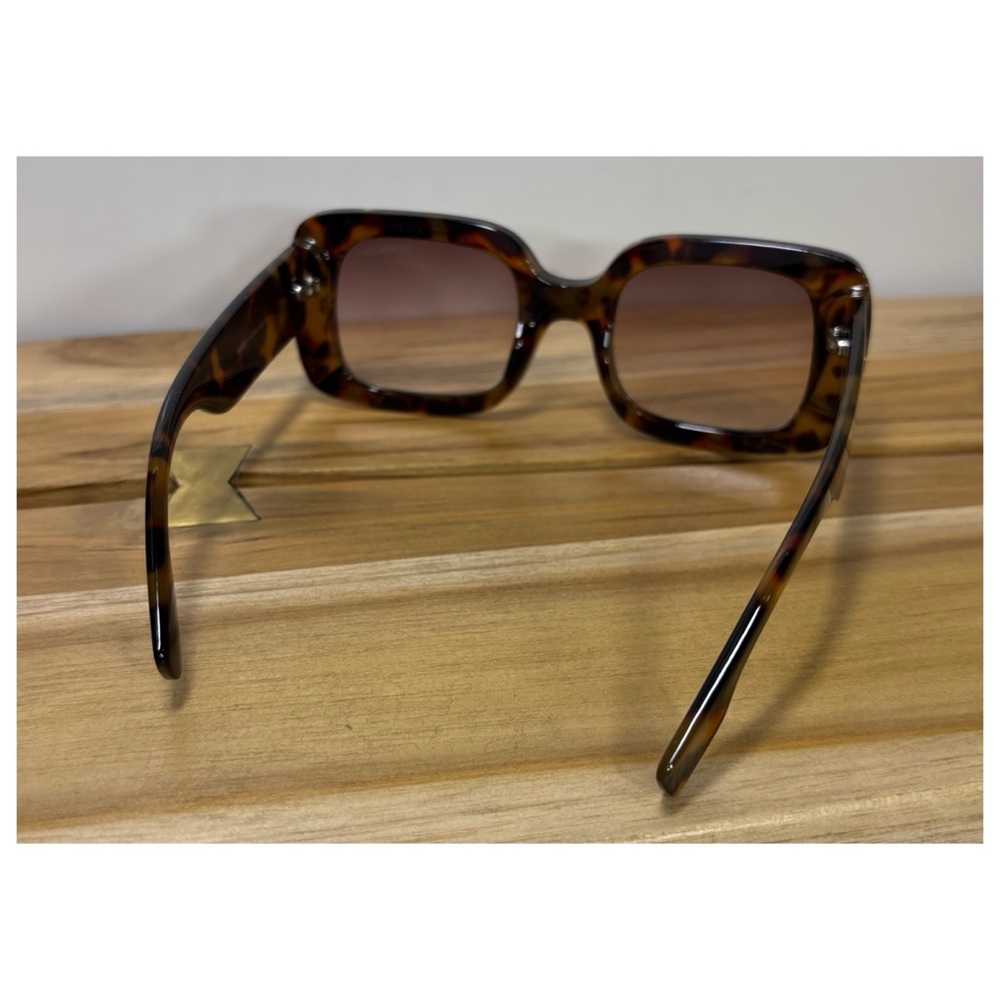 NWOT Burberry Woman’s BE4327 Delilah Square Sunglasses in Light Havana - Picture 8 of 15